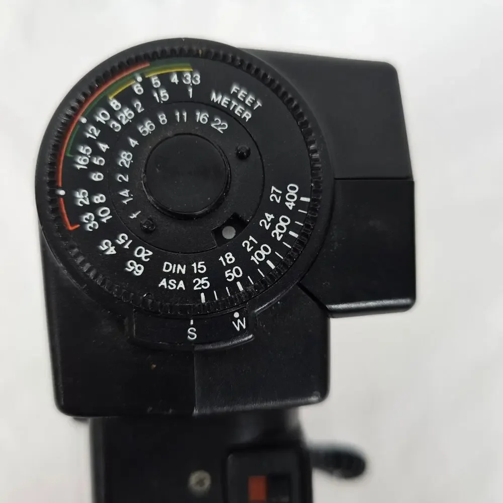 Vintage Nissin 2800G Electronic Flash Gun Untested ***Parts / Repair Only***